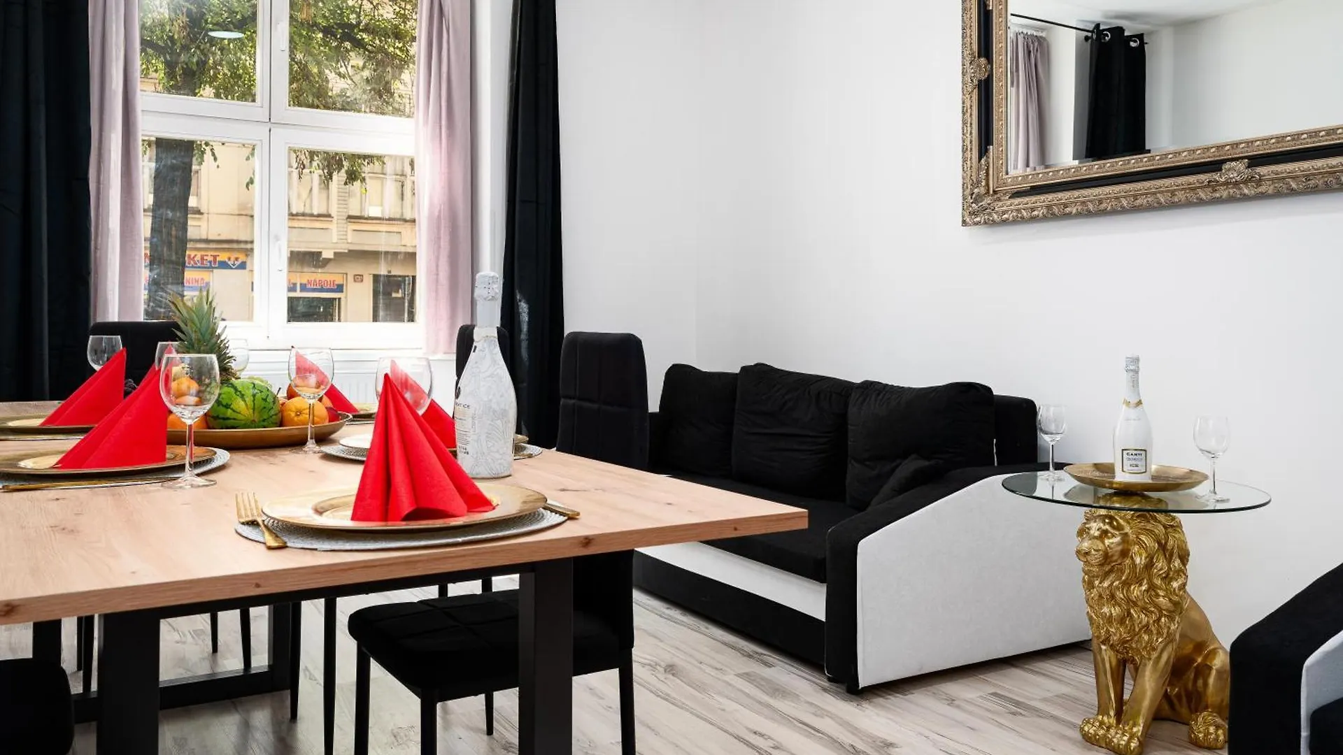 King Lion Kingdom Apartment Prague